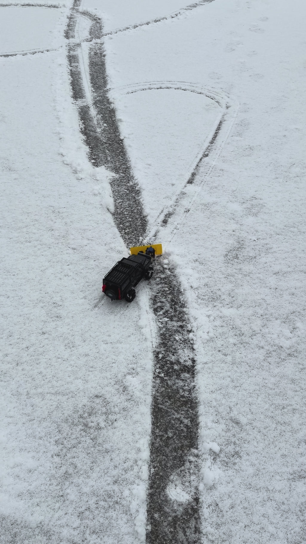 PELLE À NEIGE POUR DEFENDER ÉCHELLE 1:18